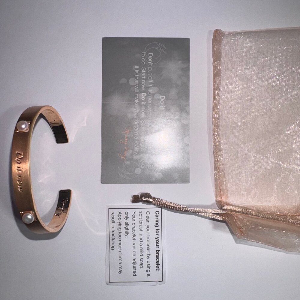 MARY KAY BRACELET